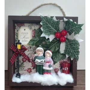 Handmade Diorama Christmas Ornament Shelf Sitter Sign Christmas Carolers Post O5